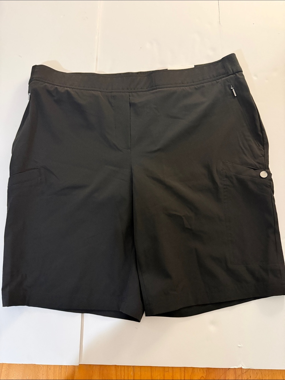 Chico's Black Casual Stretch Shorts with Zip Pocket